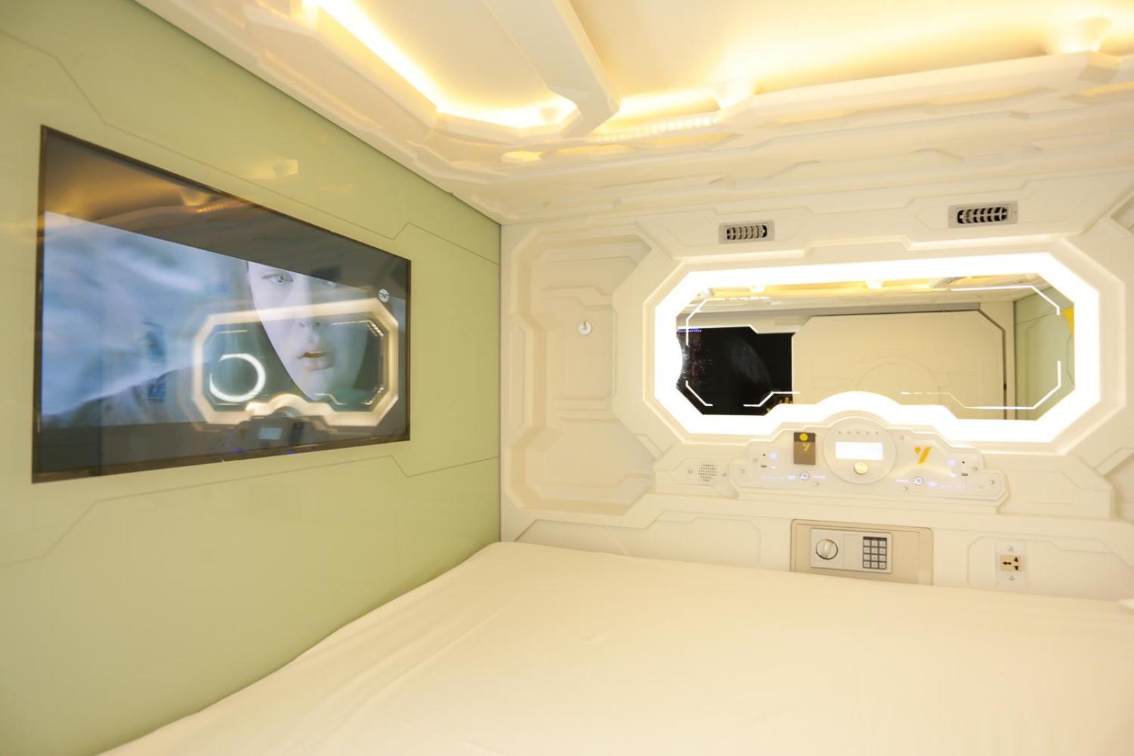 The Yellow Capsule Cancun Close To Airport מראה חיצוני תמונה
